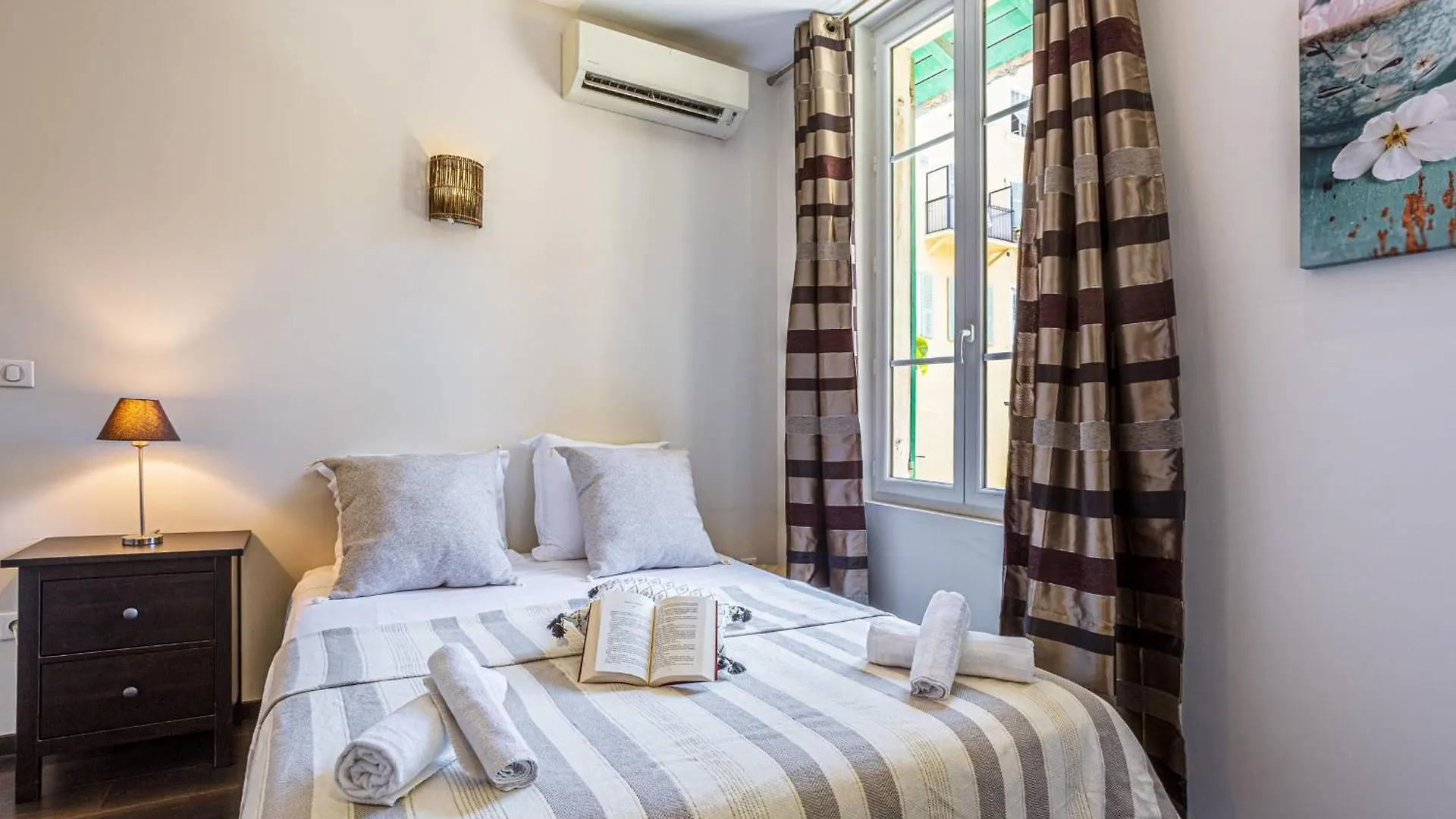 Guisol - Typical Nice 3 Bedroom Ac Near Port 0*,  France