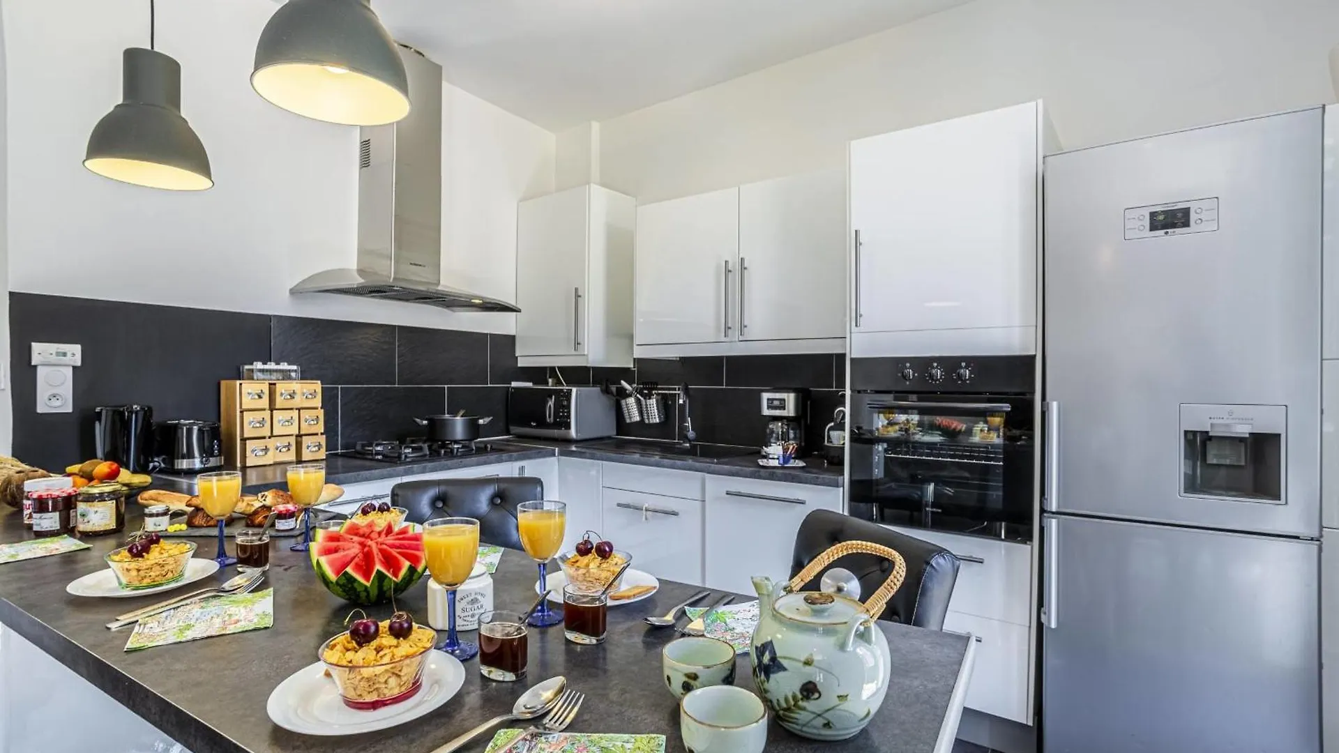 Guisol - Typical Nice 3 Bedroom Ac Near Port